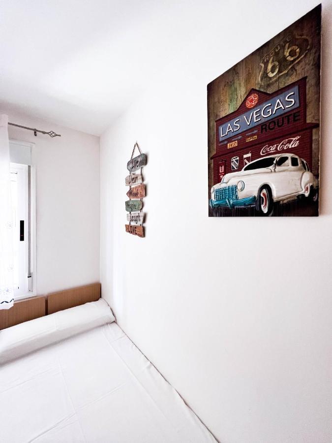 Renovated Apartment On The First Line 奥罗佩萨德尔马 外观 照片