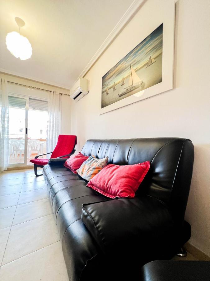 Renovated Apartment On The First Line 奥罗佩萨德尔马 外观 照片