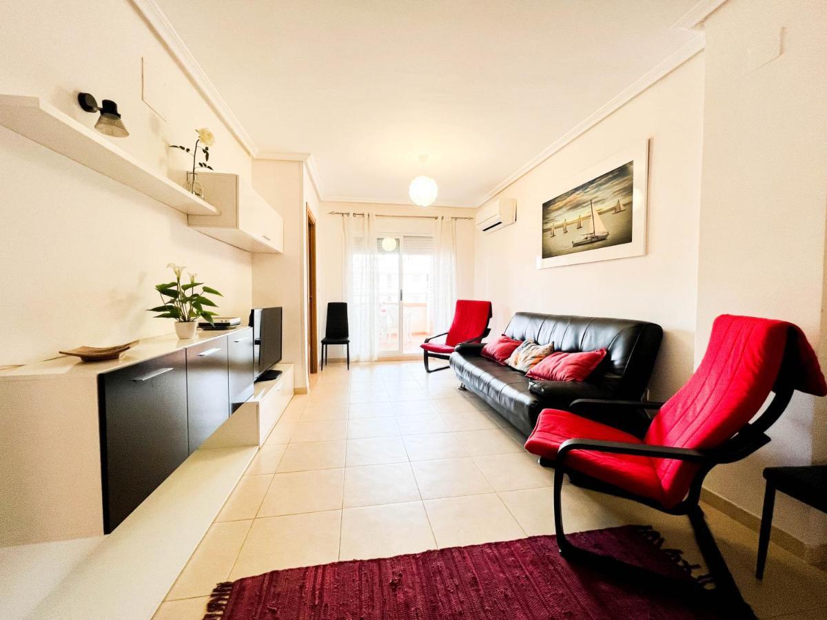 Renovated Apartment On The First Line 奥罗佩萨德尔马 外观 照片