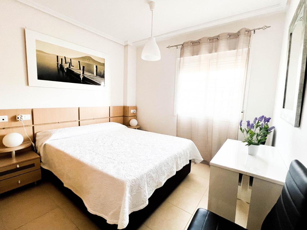 Renovated Apartment On The First Line 奥罗佩萨德尔马 外观 照片